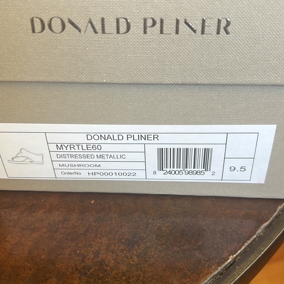 Donald plainer distressed metallic mushroom colored wedge heel sandal. - Picture 3 of 10